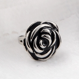 Vintage Stainless Steel Rose Flower Ring For Men Women Hip Hop Retro Black Enamel Inlaid Rhinestone Band Ring Jewelry Gift