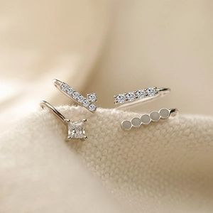 Minimalist Asymmetrical Copper Silver Plated Ear Cuffs For Women Non Pierced Rhinestone Inlaid Geometric Fashion Ear Bone Clips Jewelry