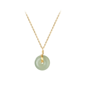 Collier vintage avec pendentif donut en jade vert et chaîne dorée pour femme