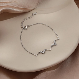 Bracelet vague minimaliste en argent S925 avec zircons et fermoir mousqueton réglable