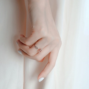 Bague réglable en argent sterling S925 avec quartz fraise rose et joli motif de chaton