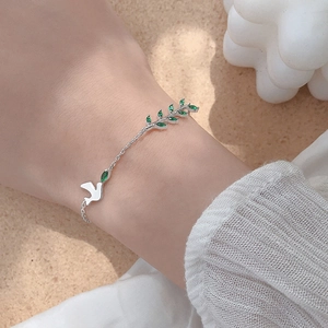 Bracelet Branche d'Hirondelle en Argent Sterling S925 Élégant Feuille d'Olivier en Zircon Vert Bracelet Pour Femme Bijoux Minimalistes