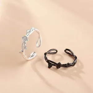 Anelli aperti in argento sterling S925 con foglie di ginkgo in argento e nero