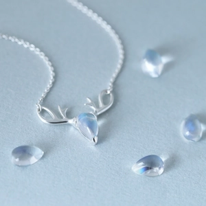Elegant Elk Antler Necklace Copper White Gold Plated Waterdrop Moonstone Pendant Forest Style Minimalist Women Jewelry Necklaces