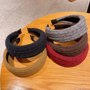Women Autumn Winter Knitted Wide Headband Twist Cable Pattern Padded Hairband High Crown Fashion Solid Color Hair Accessories
