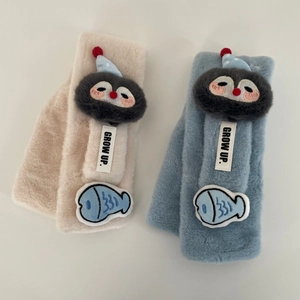 Sciarpa invernale in peluche per bambini con pinguino 3D nei colori beige e blu