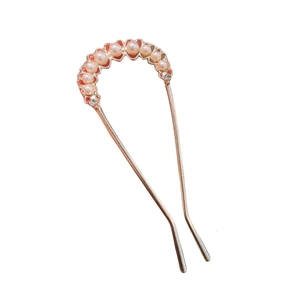 Elegant U-shaped hair pin with rose gold metal base and arched white imitation pearls