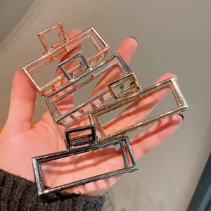Minimalistische holle metalen haarklemmen in roségoud, zilver, goud en zwart