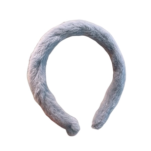 Serre-tête en peluche bleu clair doux avec texture moelleuse pour femmes et filles