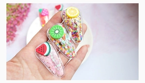 Détails de barrettes pour enfants aux motifs de fruits avec paillettes et sequins