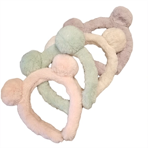 Süße Plüsch-Bärenohr-Stirnbänder in vier Makronenfarben für Mädchen Winter-Haarschmuck