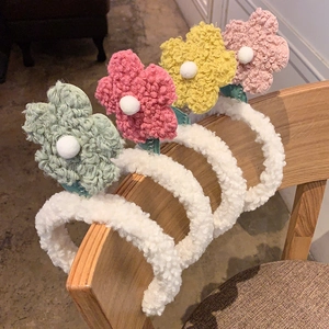 Cute Plush Flower Headband Soft Lamb Wool Hair Band Sweet Floral Elastic Headpiece For Makeup Face Washing Women Daily Wear
