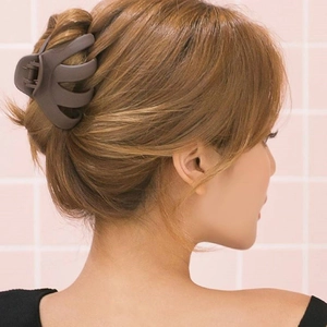 Large matte coffee brown octopus hair claw clip for women messy bun styling on long hair