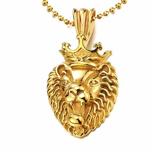 Hip-Hop vergoldete Löwenkopf Halskette mit Krone und goldener Kugelkette auf weißem Grund