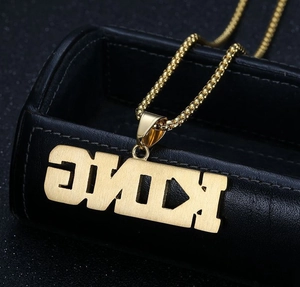 Hip hop χρυσό κολιέ με μενταγιόν KING από ανοξείδωτο ατσάλι και αλυσίδα box