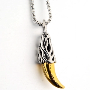 Retro wolf tooth pendant necklace in silver and gold steel with punk flame patterns