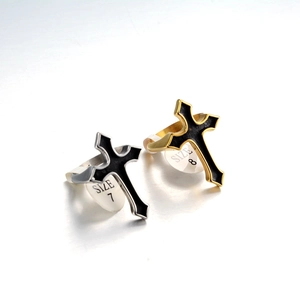 Hip hop punk style titanium steel cross rings in gold and silver finish with black inlay