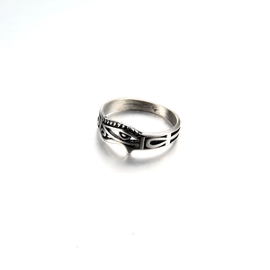 Vintage silver Horus eye ring with punk hollow design and retro steel finish