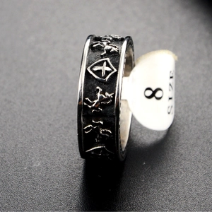 Punk style shield and war horse relief ring in vintage silver-black stainless steel