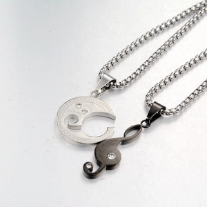Colliers pour couples en acier inoxydable avec pendentifs lune et clé de sol