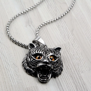 Vintage hip hop tiger head pendant necklace with orange eyes on stainless steel box chain