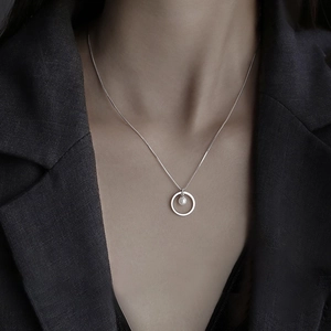 Elegant Round Circle Shell Artificial Pearl Pendant Necklace For Women Minimalist White Gold Plated Copper Box Chain Choker Jewelry