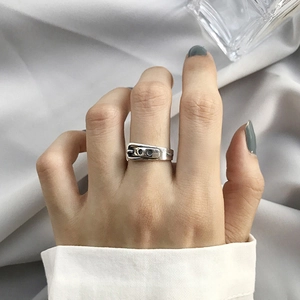 Vintage Punk Belt Buckle Open Ring For Women Hollow Roman Numerals Adjustable Finger Ring Hip Hop Platinum Plated Copper Jewelry