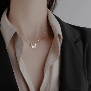 Elegante Schmetterling Anhänger Halskette Weißgold Beschichtete Kupfer Zirkonia Schlüsselbeinkette Für Damen Mädchen Mode Schmuck Accessoire