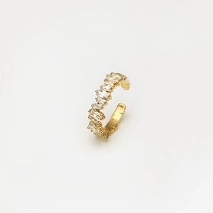 Elegant gold open ring with rectangular cut clear zircons in a modern luxury design
