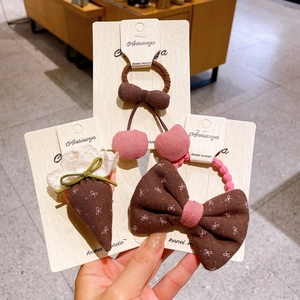 Trois pinces à cheveux en tissu pour filles avec pendentifs cerise et carotte