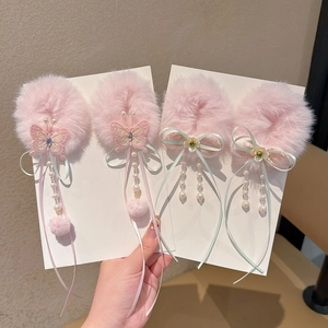 Roze pluche haaraccessoires set met vlinder, linten en kwastjes van parels