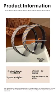 Détail montrant la texture du tissu sergé et les dimensions du serre-tête français