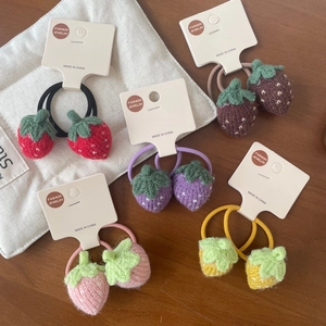 Chouchous Fraise en Tricot Mignons pour Filles Anneaux de Cheveux en Laine de Fruits de Dessin Animé Faits à la Main Accessoires de Cheveux Enfants