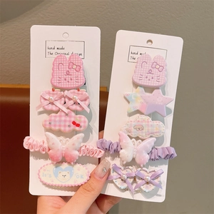 Set de pinzas para el cabello a cuadros rosa con dijes de corazón y oso para niñas