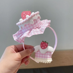 Cerchietto torta alle fragole a quadretti rosa per donne design stile cartone animato