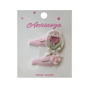 Süßes rosa Kinder Haarspangen Set mit Tulpenstickerei und Perlenverzierung