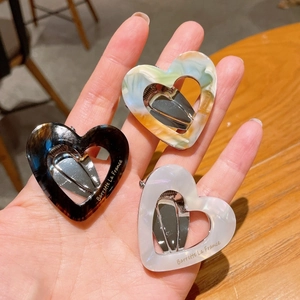 Three-piece acetate hollow heart hair clips with marble texture and metal spring buckle
