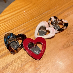 Elegant Heart Shaped Hollow Acrylic Hair Clip For Women Marble Texture Tortoiseshell Duckbill Clip French Letter Styling Accessories