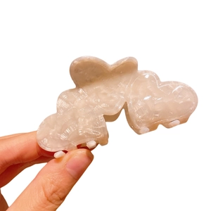 Elegant ivory marble acetate heart-shaped hair claw clip for women's French hair styling