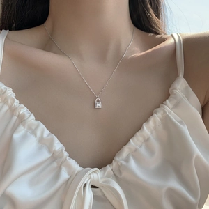 Elegant Silver Lock Pendant Necklace Square Zirconia Micro Inlaid Copper Plated White Gold Dainty Chain For Women Jewelry