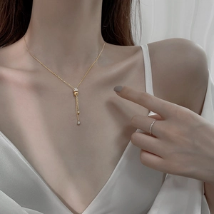 Élégant collier à pendentif gland en argent sterling S925 doré pour femme chic