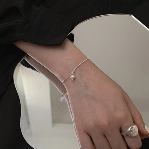 Minimalist Silver Plated Copper Artificial Pearl Bracelet For Women French Style Elegant Round Natural Artificial Pearl Link Chain Jewelry Gift