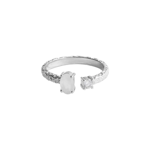 Anello aperto argento con finitura a lamina e inserti in pietra di luna