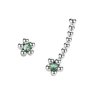 Boucles d'oreilles fleurs asymétriques en argent avec pierres vertes et design perlé chic