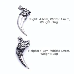 Dimensions détaillées des pendentifs dent de loup en acier titane avec poids et taille