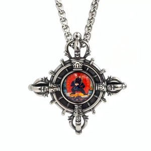 Dettagli del ciondolo Vajra buddista vintage in acciaio inossidabile con arte religiosa