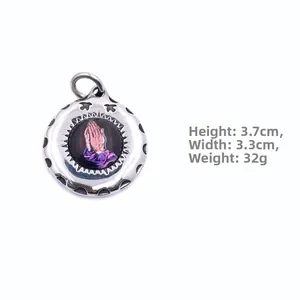 Detailed view of praying hands pendant with dimensions 3.7cm height and 3.3cm width