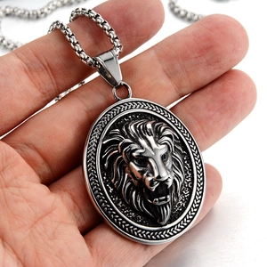 Vintage stainless steel lion head pendant necklace for men with engraved curb chain style