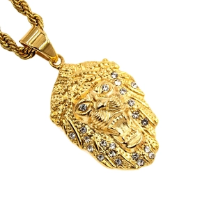Ciondolo a testa di leone dorata stile hip hop con strass scintillanti e catena a corda