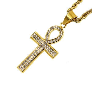Collana con ciondolo croce Ankh dorata con zirconi bianchi e catena a corda spessa